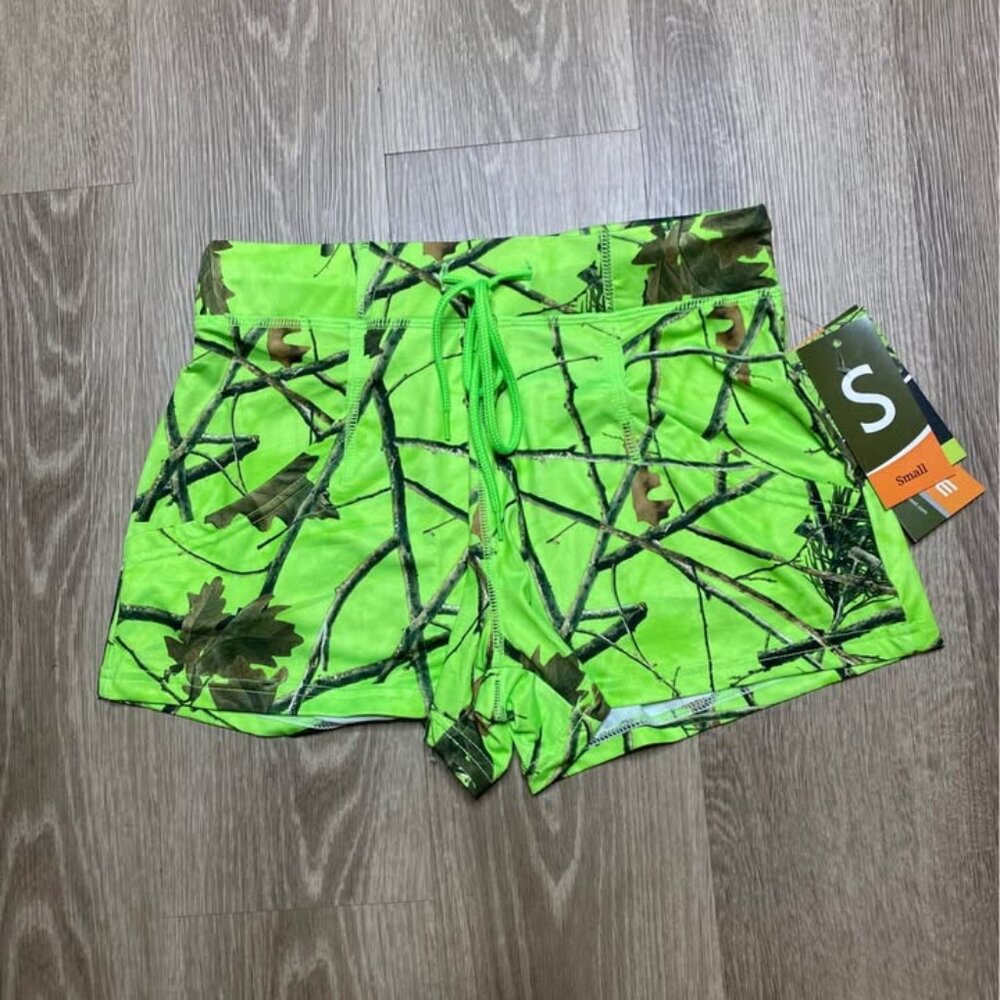 Trailcrest Women’s Performance Shorts Small Camo Lime Green Lightweight Stretch